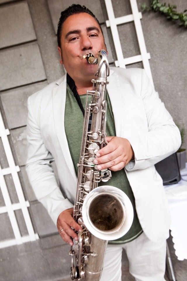 Saxophonist & DJ aus einer Hand - Juan Gutierrez